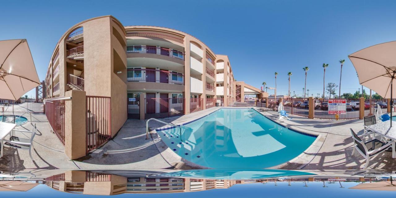 Days Inn By Wyndham Chula Vista-San Diego Екстер'єр фото