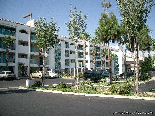 Days Inn By Wyndham Chula Vista-San Diego Екстер'єр фото