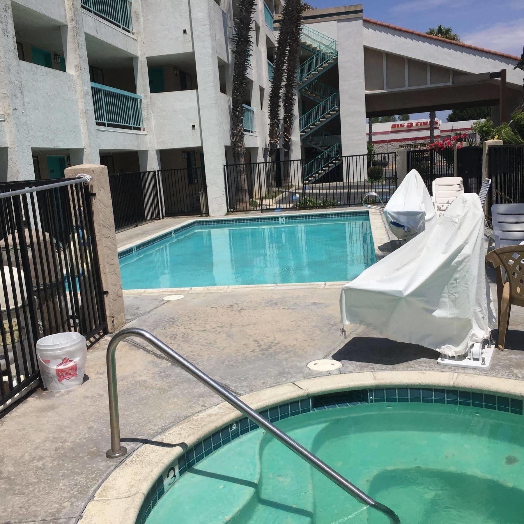 Days Inn By Wyndham Chula Vista-San Diego Екстер'єр фото