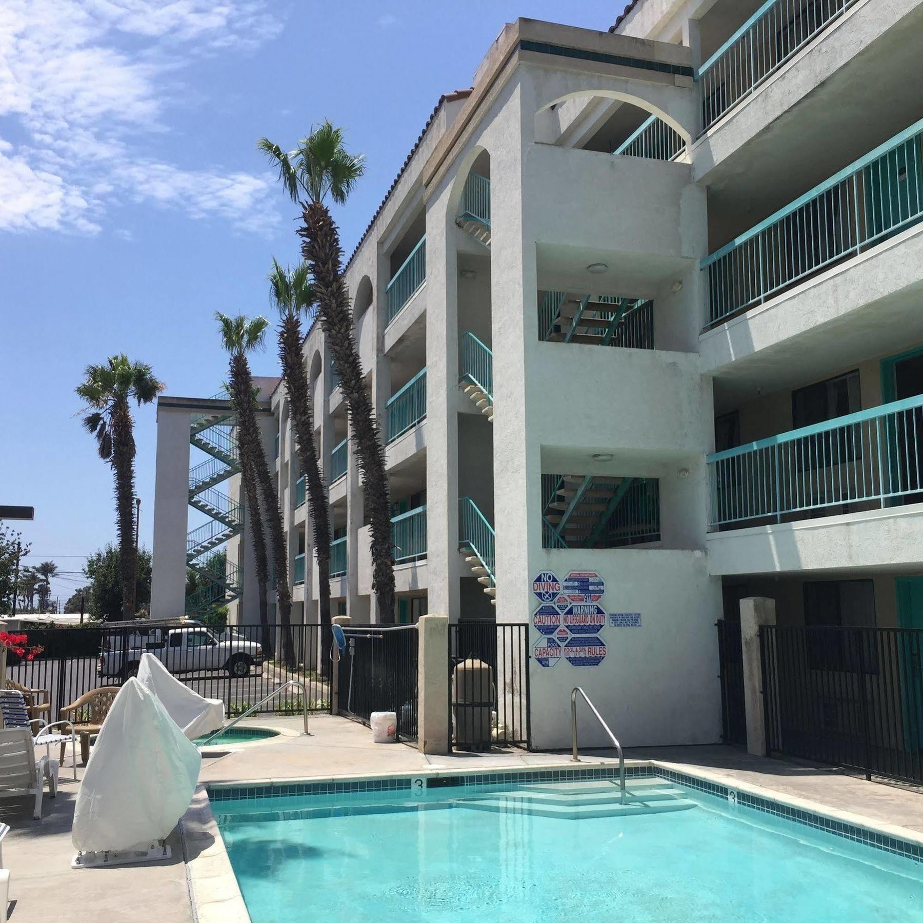 Days Inn By Wyndham Chula Vista-San Diego Екстер'єр фото